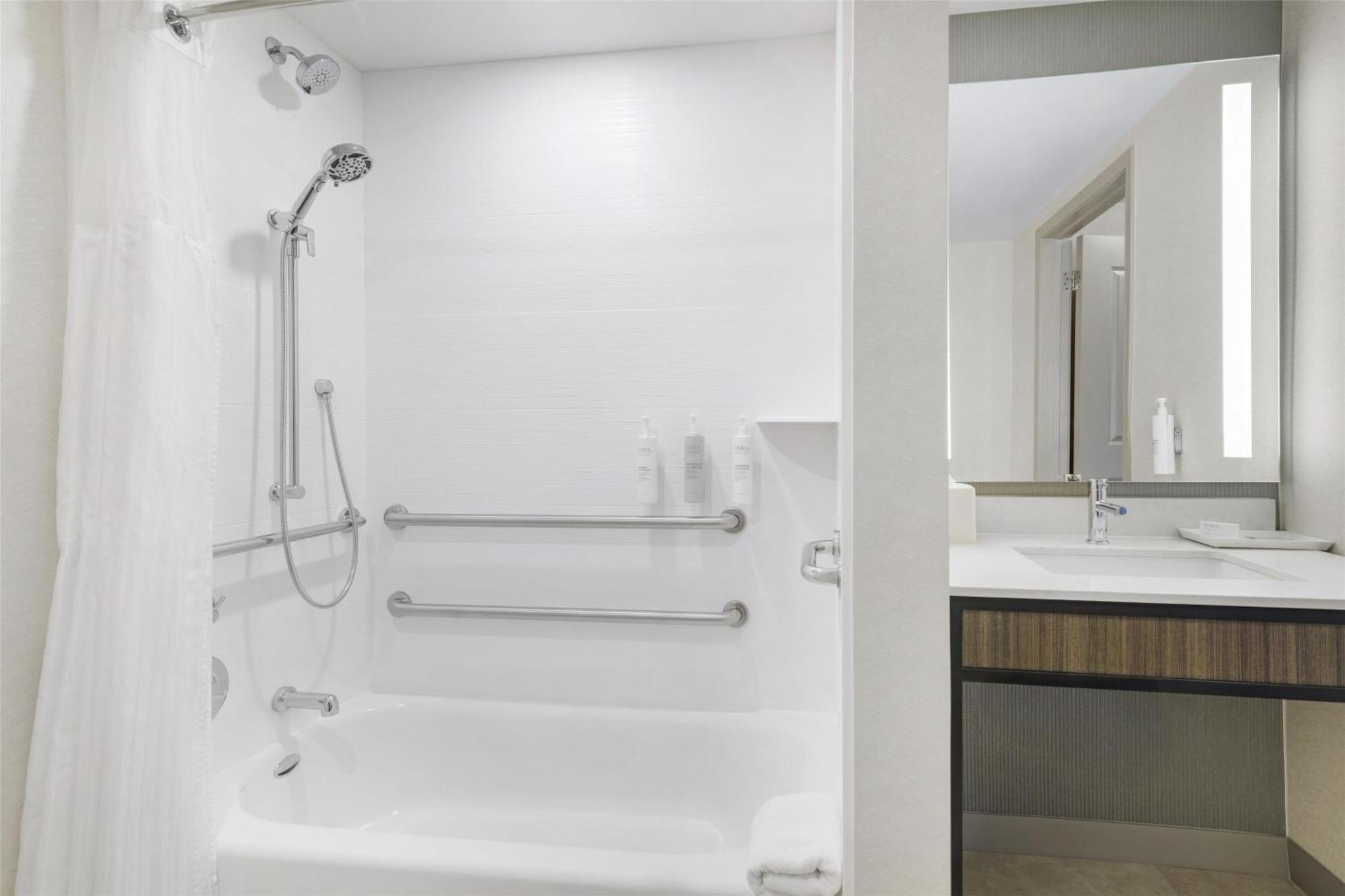 Hilton Garden Inn Albany-Suny Area Exteriér fotografie